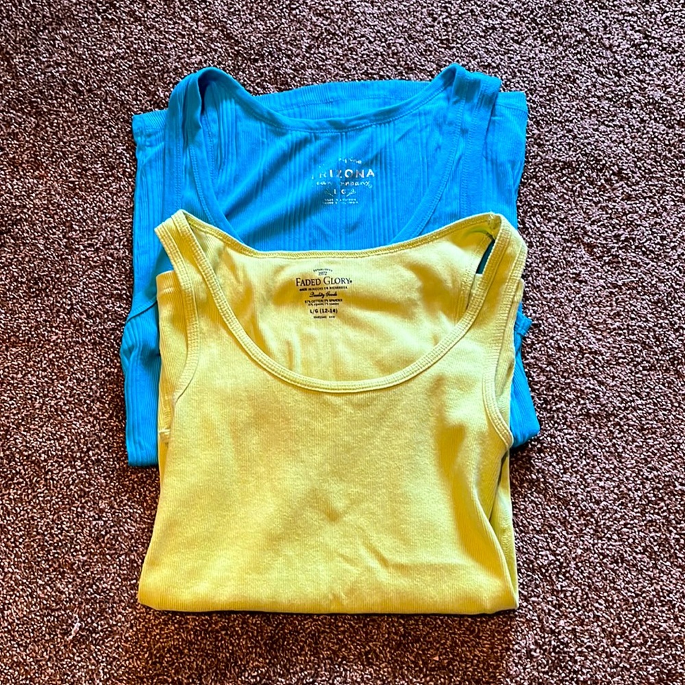 2 Tanks - Size Large